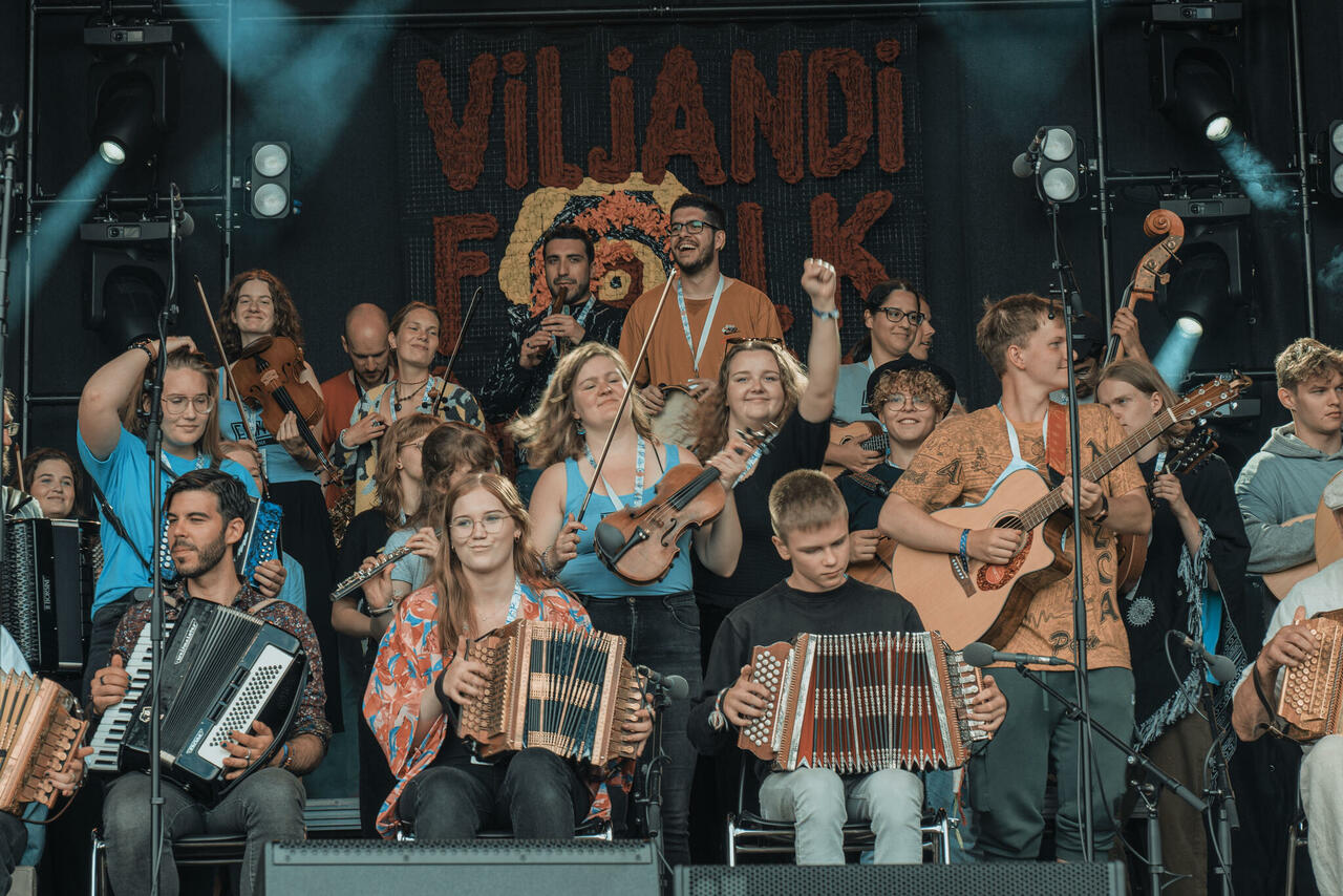 The theme of theViljandi Folk Music Festival is quot Let it resound